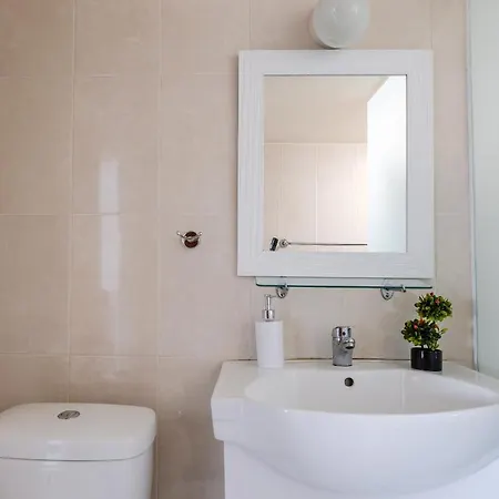 Charmers Sea View Flat Larnaca