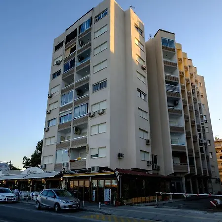 Charmers Sea View Flat * Larnaca