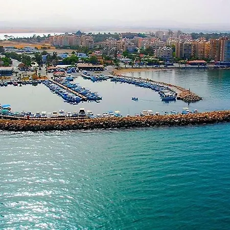 Charmers Sea View Flat * Larnaca