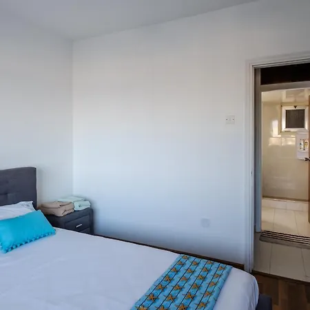 Charmers Sea View Flat Lägenhet